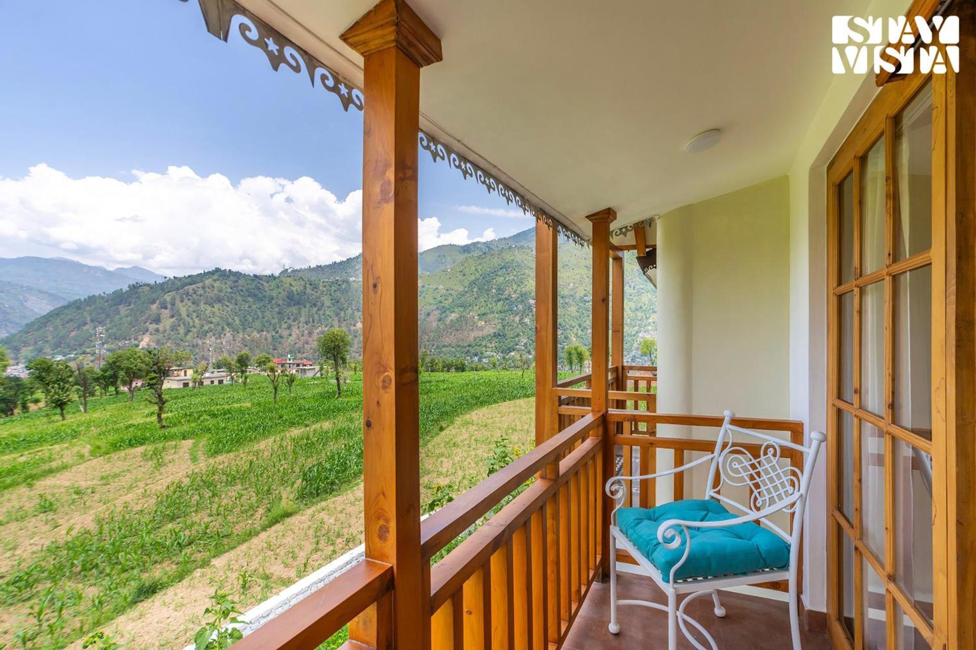 Stayvista At The Oakridge 4 Bhk Villa In Dharamshala With Jacuzzi & Balcony Chamba (Himachal Pradesh) Bagian luar foto