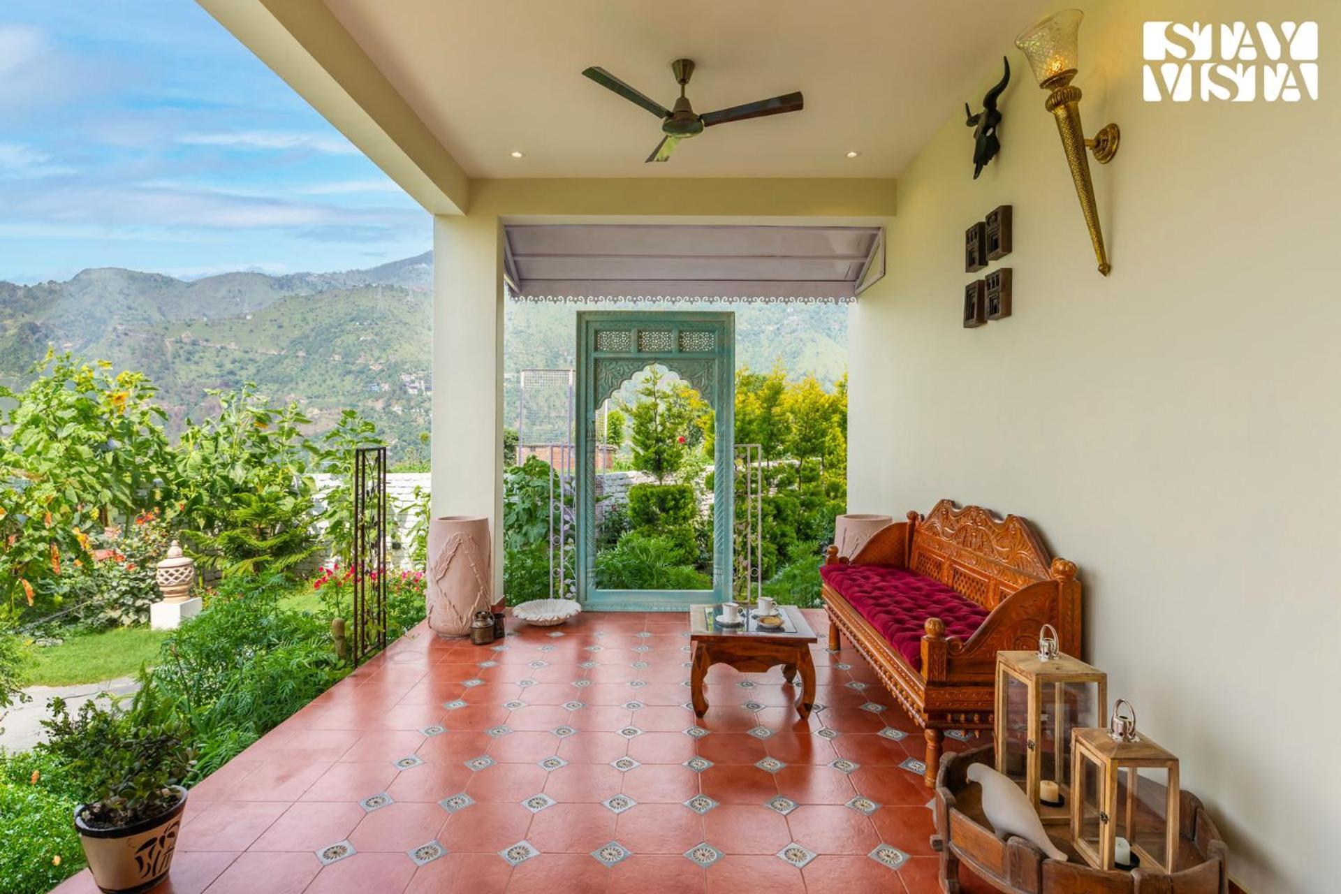 Stayvista At The Oakridge 4 Bhk Villa In Dharamshala With Jacuzzi & Balcony Chamba (Himachal Pradesh) Bagian luar foto